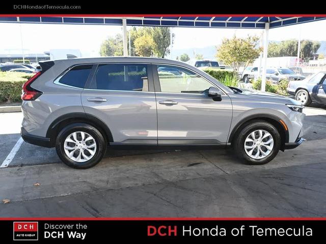 Photo of 2025 Urban Gray Pearl Honda CR-V