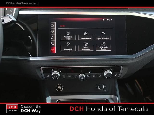 Photo of 2021 Chronos Gray Metallic Audi Q3