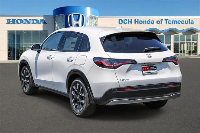 Photo of 2026 Platinum White Pearl Honda HR-V