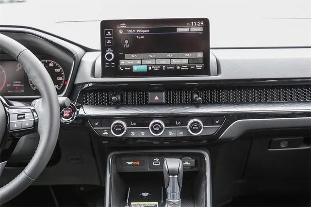 Photo of 2025 Still Night Pearl Honda CR-V