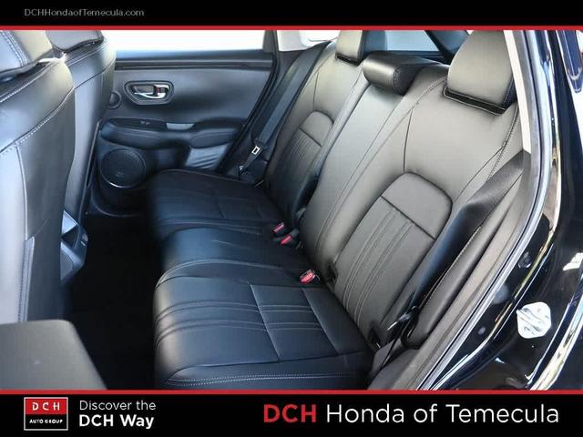 Photo of 2025 Crystal Black Pearl Honda HR-V