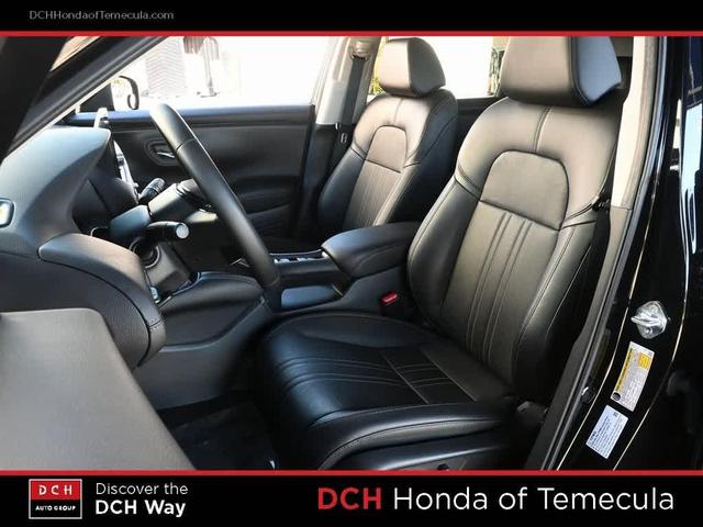 Photo of 2025 Crystal Black Pearl Honda HR-V