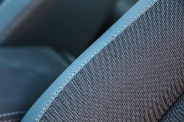 Photo of 2026 Blue Lagoon Pearl Honda Civic