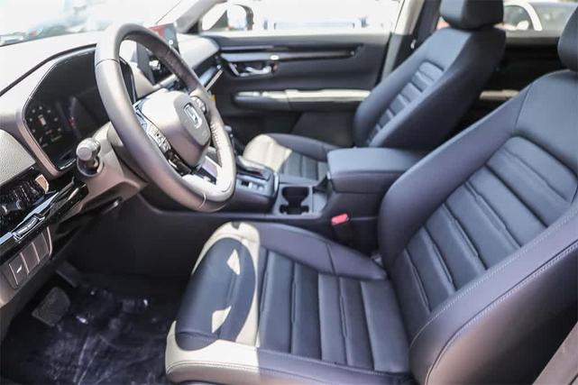 Photo of 2026 Urban Gray Pearl Honda CR-V