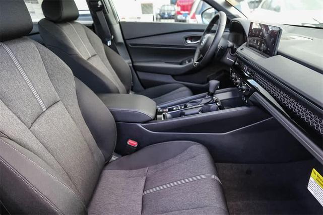 Photo of 2025 Urban Gray Pearl Honda Accord Hybrid