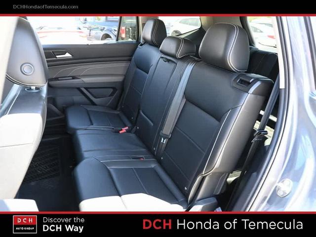 Photo of 2022 Platinum Gray Metallic Volkswagen Atlas