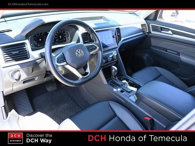 Photo of 2022 Platinum Gray Metallic Volkswagen Atlas