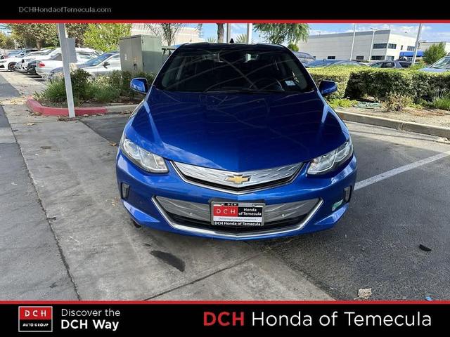 Photo of 2016 Kinetic Blue Metallic Chevrolet Volt