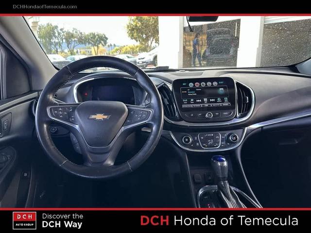 Photo of 2016 Kinetic Blue Metallic Chevrolet Volt