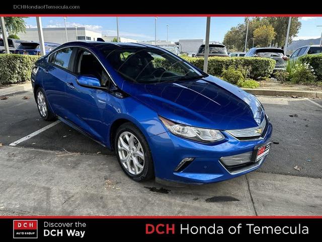 Photo of 2016 Kinetic Blue Metallic Chevrolet Volt