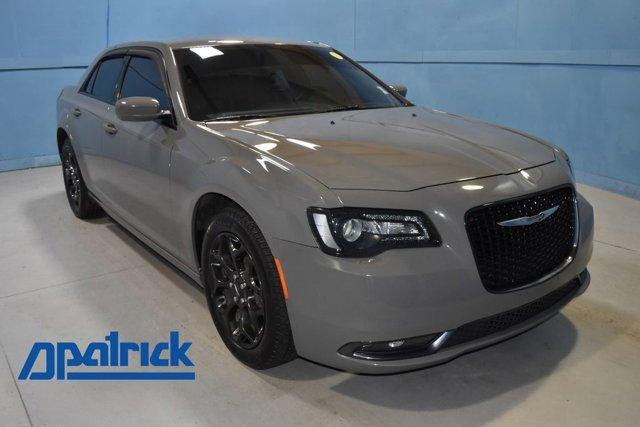 2019 Chrysler 300