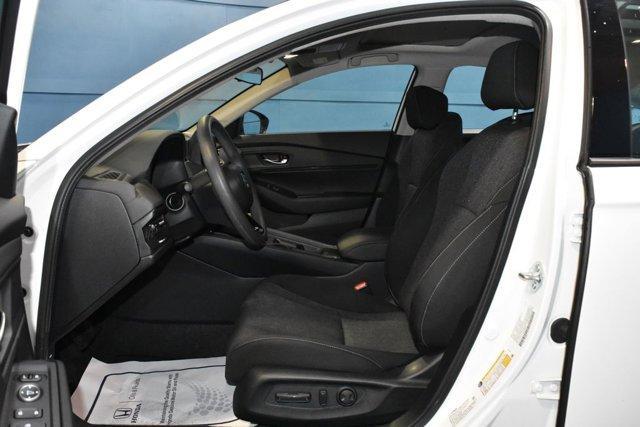 Photo of 2024 Platinum White Pearl Honda Accord
