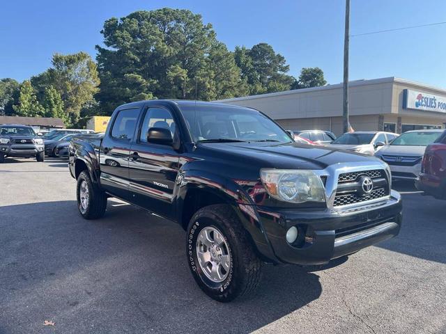 Photo of 2011 Black Toyota Tacoma