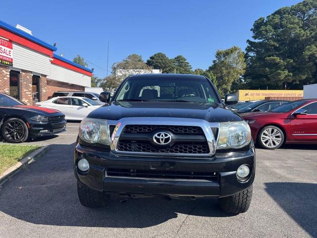 Photo of 2011 Black Toyota Tacoma