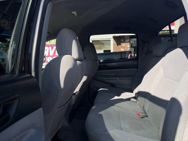 Photo of 2011 Black Toyota Tacoma