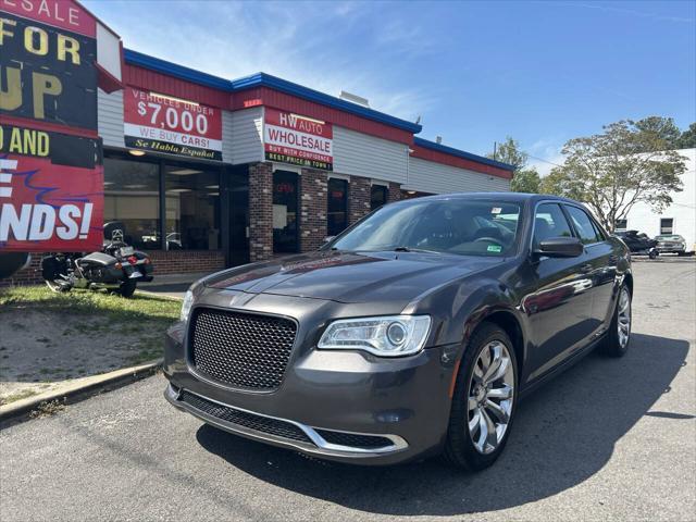 2019 Chrysler 300