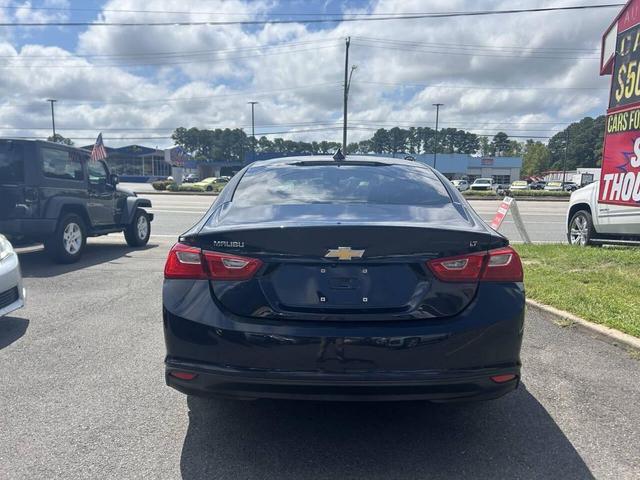 Photo of 2017 Blue Chevrolet Malibu