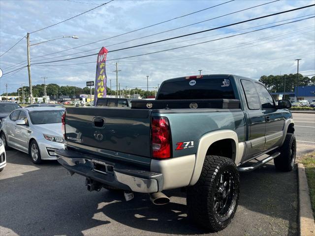 Photo of 2006 Woodland Green Chevrolet Silverado 1500