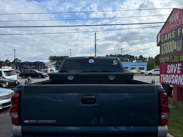 Photo of 2006 Woodland Green Chevrolet Silverado 1500