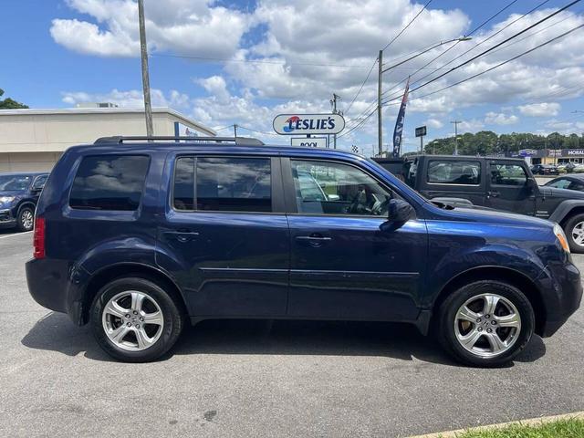 Photo of 2015 Obsidian Blue Pearl Honda Pilot