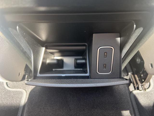 Photo of 2022 Mojave Silver Metallic Mercedes-Benz GLE 350