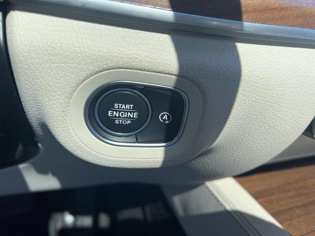 Photo of 2022 Mojave Silver Metallic Mercedes-Benz GLE 350