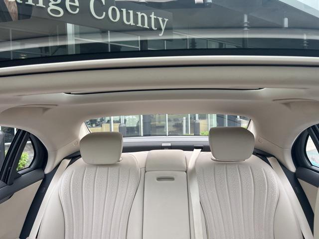 Photo of 2022 Black Mercedes-Benz S-Class