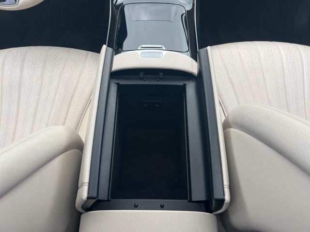 Photo of 2022 Black Mercedes-Benz S-Class
