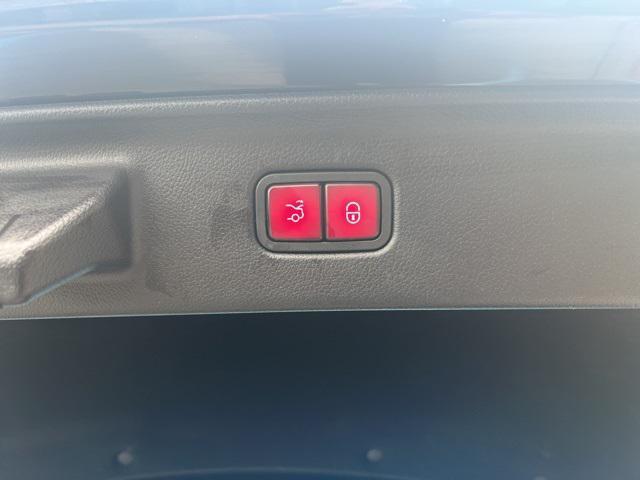 Photo of 2022 Black Mercedes-Benz S-Class