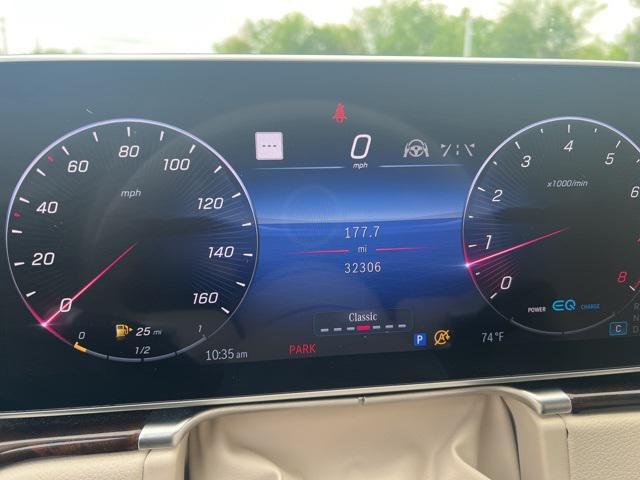 Photo of 2022 Black Mercedes-Benz S-Class