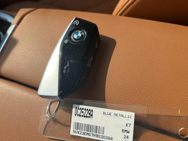Photo of 2024 Tanzanite Blue II Metallic BMW X7