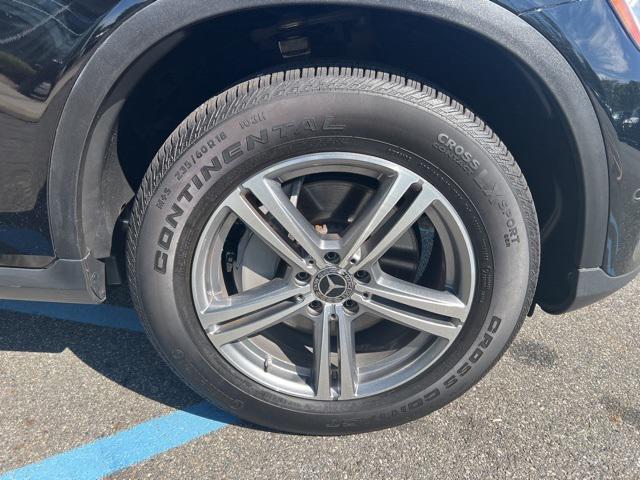Photo of 2021 Black Mercedes-Benz GLC 300