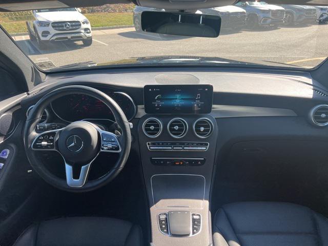 Photo of 2021 Black Mercedes-Benz GLC 300