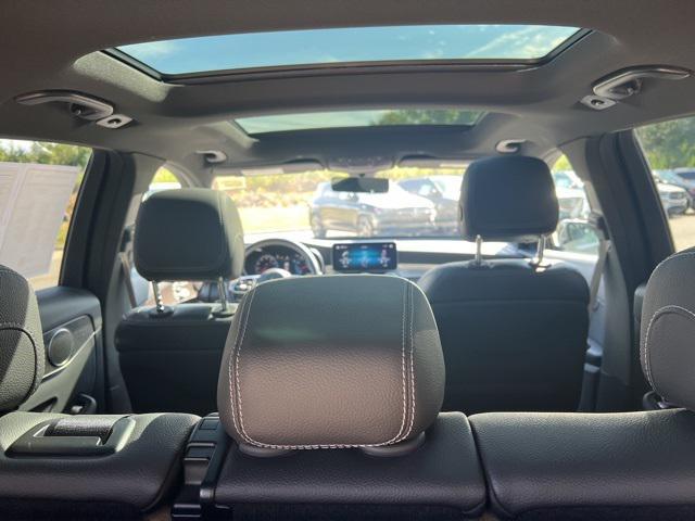 Photo of 2021 Black Mercedes-Benz GLC 300