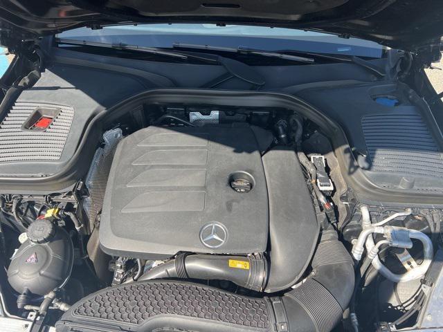 Photo of 2021 Black Mercedes-Benz GLC 300