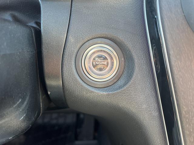 Photo of 2021 Black Mercedes-Benz GLC 300
