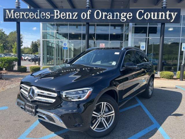 Photo of 2021 Black Mercedes-Benz GLC 300