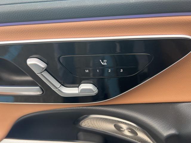 Photo of 2025 Black Mercedes-Benz E-Class