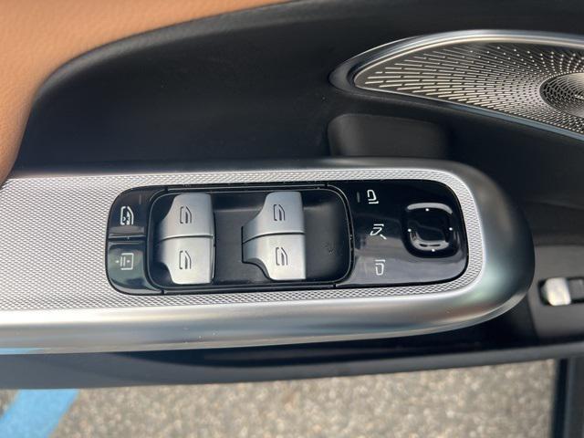 Photo of 2025 Black Mercedes-Benz E-Class