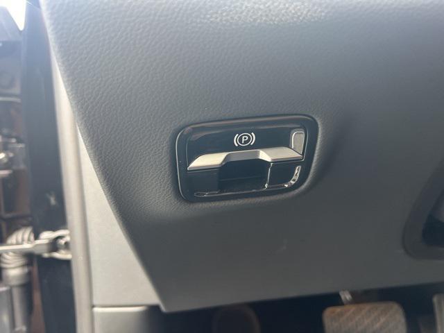 Photo of 2025 Black Mercedes-Benz E-Class