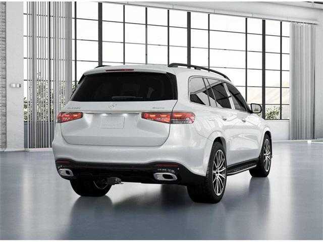 Photo of 2026 MANUFAKTUR Ireland Mid Green Metallic Mercedes-Benz GLS 580