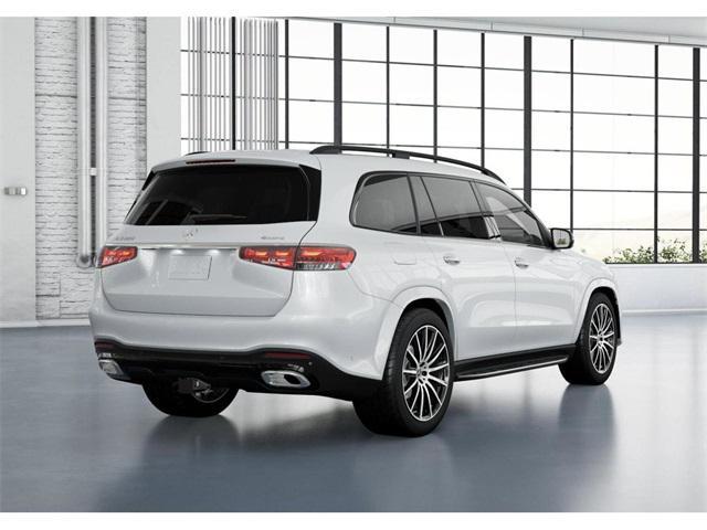 Photo of 2026 MANUFAKTUR Ireland Mid Green Metallic Mercedes-Benz GLS 580