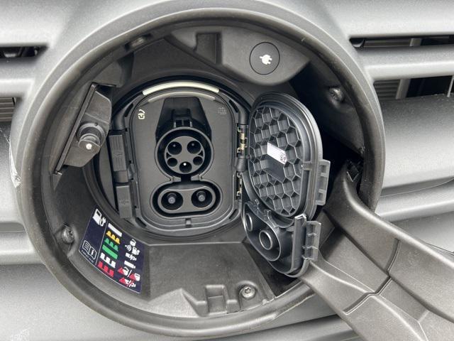 Photo of 2024 Arctic White Mercedes-Benz Sprinter 2500