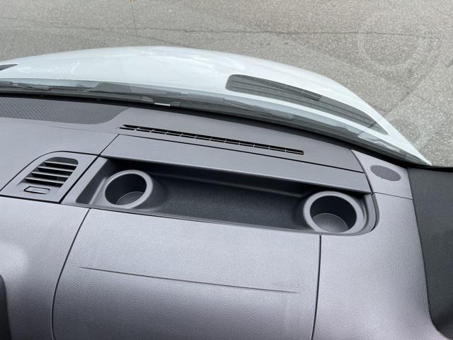Photo of 2024 Arctic White Mercedes-Benz Sprinter 2500