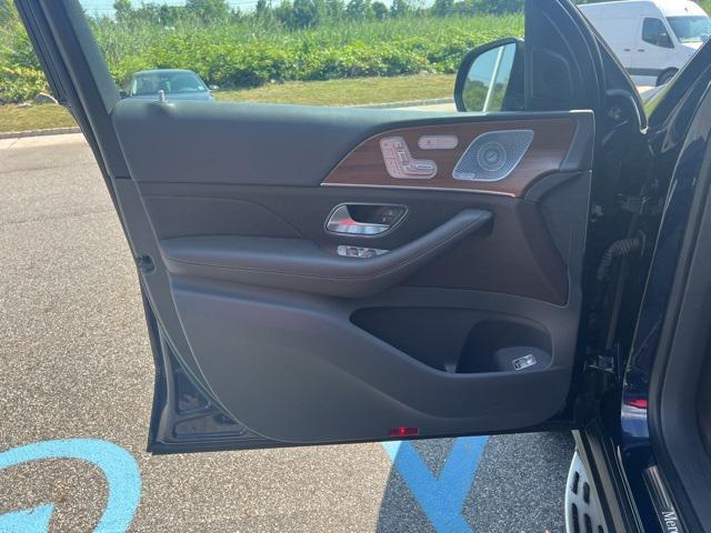 Photo of 2020 Lunar Blue Metallic Mercedes-Benz GLE 350