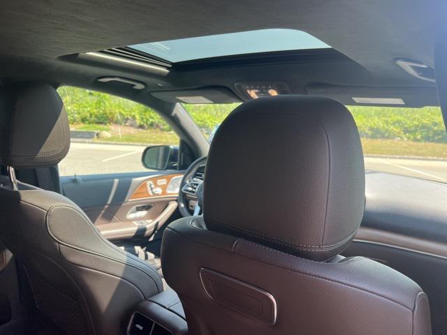 Photo of 2020 Lunar Blue Metallic Mercedes-Benz GLE 350