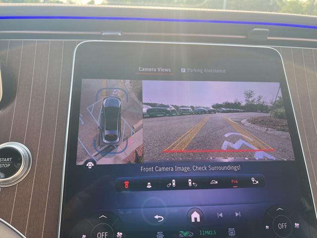 Photo of 2023 Nautical Blue Metallic Mercedes-Benz EQS 450