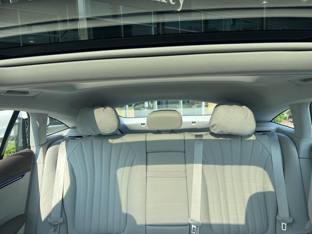 Photo of 2023 Nautical Blue Metallic Mercedes-Benz EQS 450