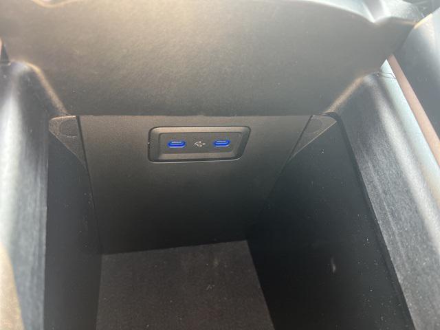 Photo of 2023 Nautical Blue Metallic Mercedes-Benz EQS 450