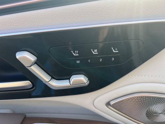 Photo of 2023 Nautical Blue Metallic Mercedes-Benz EQS 450